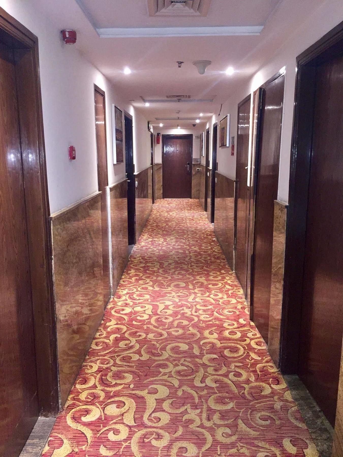 Hotel Taurus Sarovar Portico New Delhi